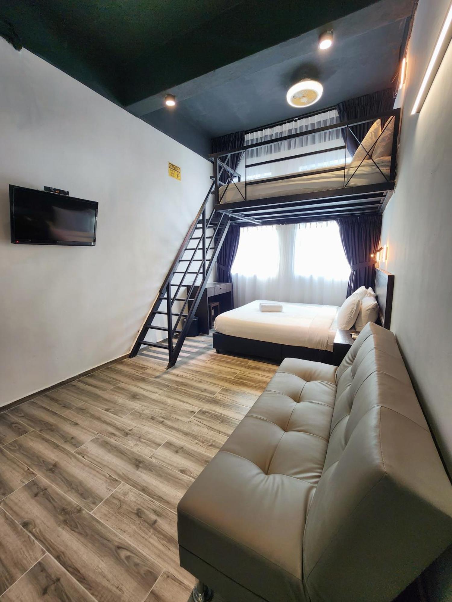 Georgetown Inn By Sky Hive Exterior photo